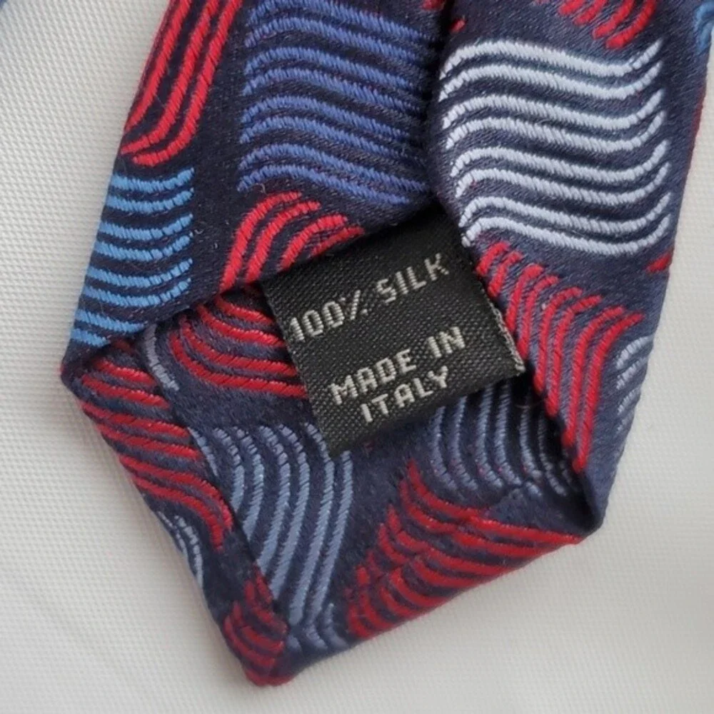 JOS. A. BANK 100% SILK MENS FLAG PATRIOTIC TIE RED/BLUE, 3.5